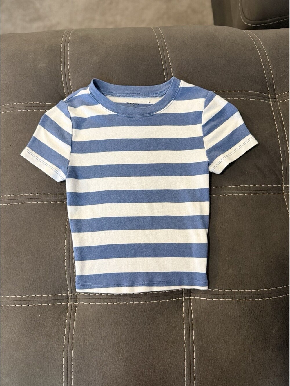 No Boundaries Women’s XXS Blue White Striped Baby Tee Crew Neck Stretch Top